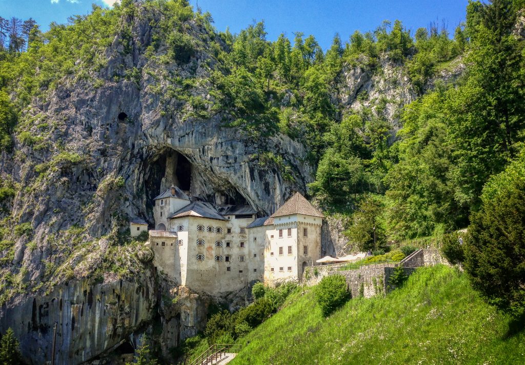 Predjama-castle