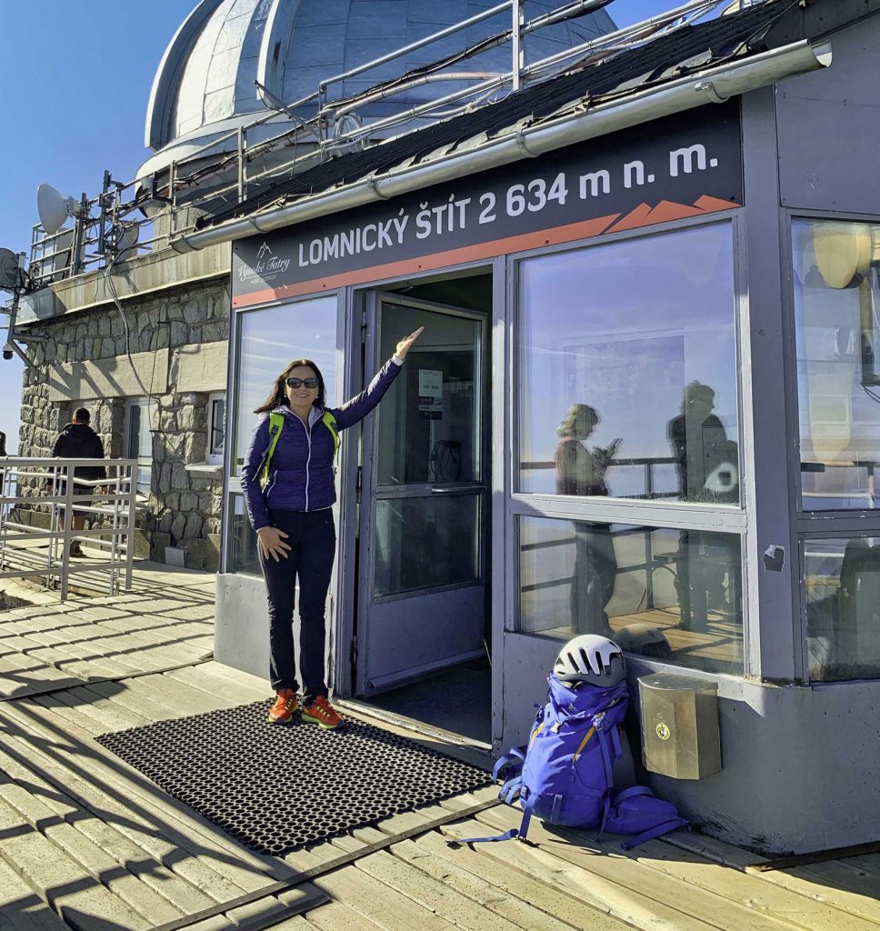 Top-of-cable-car