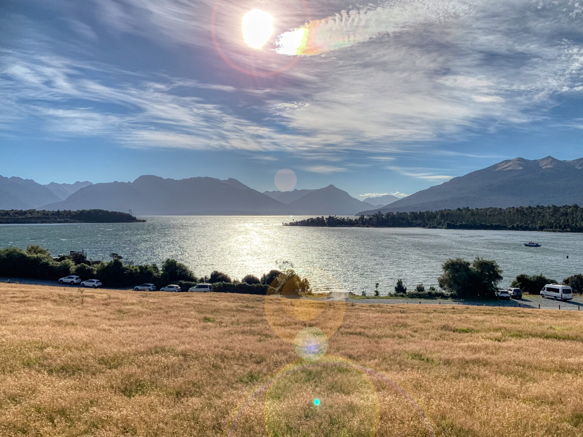 Beautiful-Lake-Te-Anau