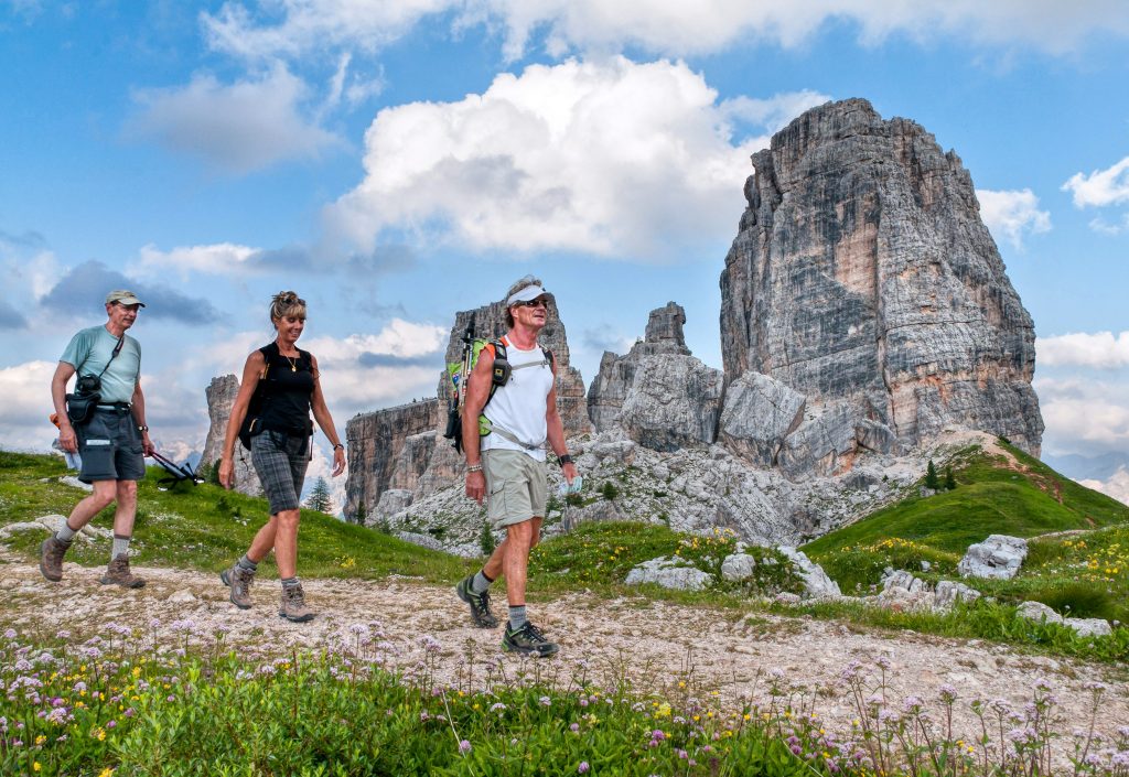 Cinque-Torri-trails,-World-War-I-history,-near-Cortina-d_Ampezzo,-Dolomites,-Italy,-Europe-(4)